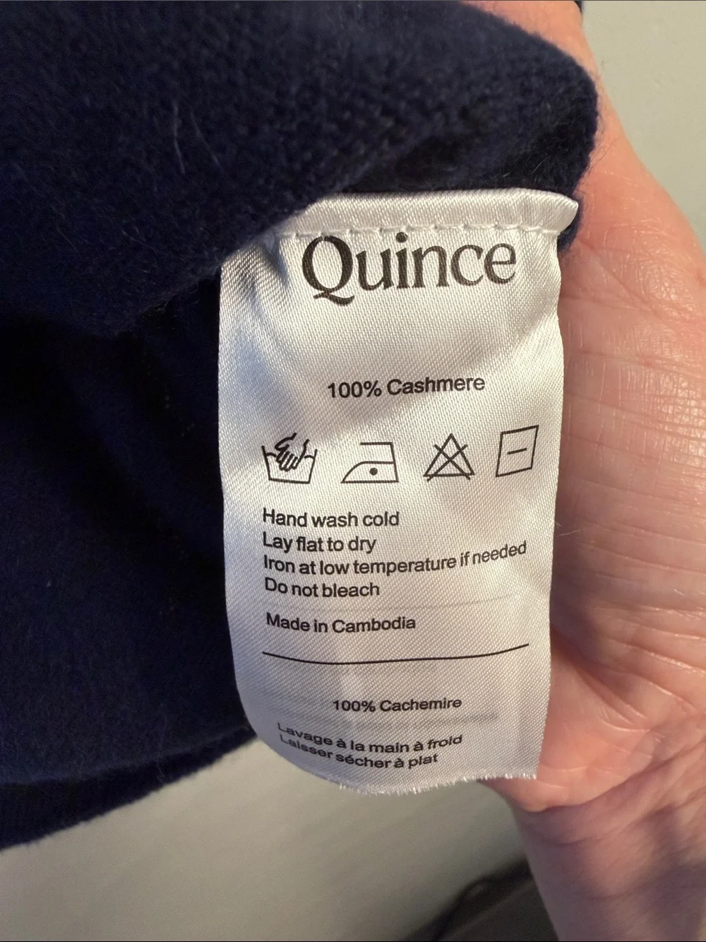 Quince Men's Dark Blue Cashmere Crewneck Sweater size small